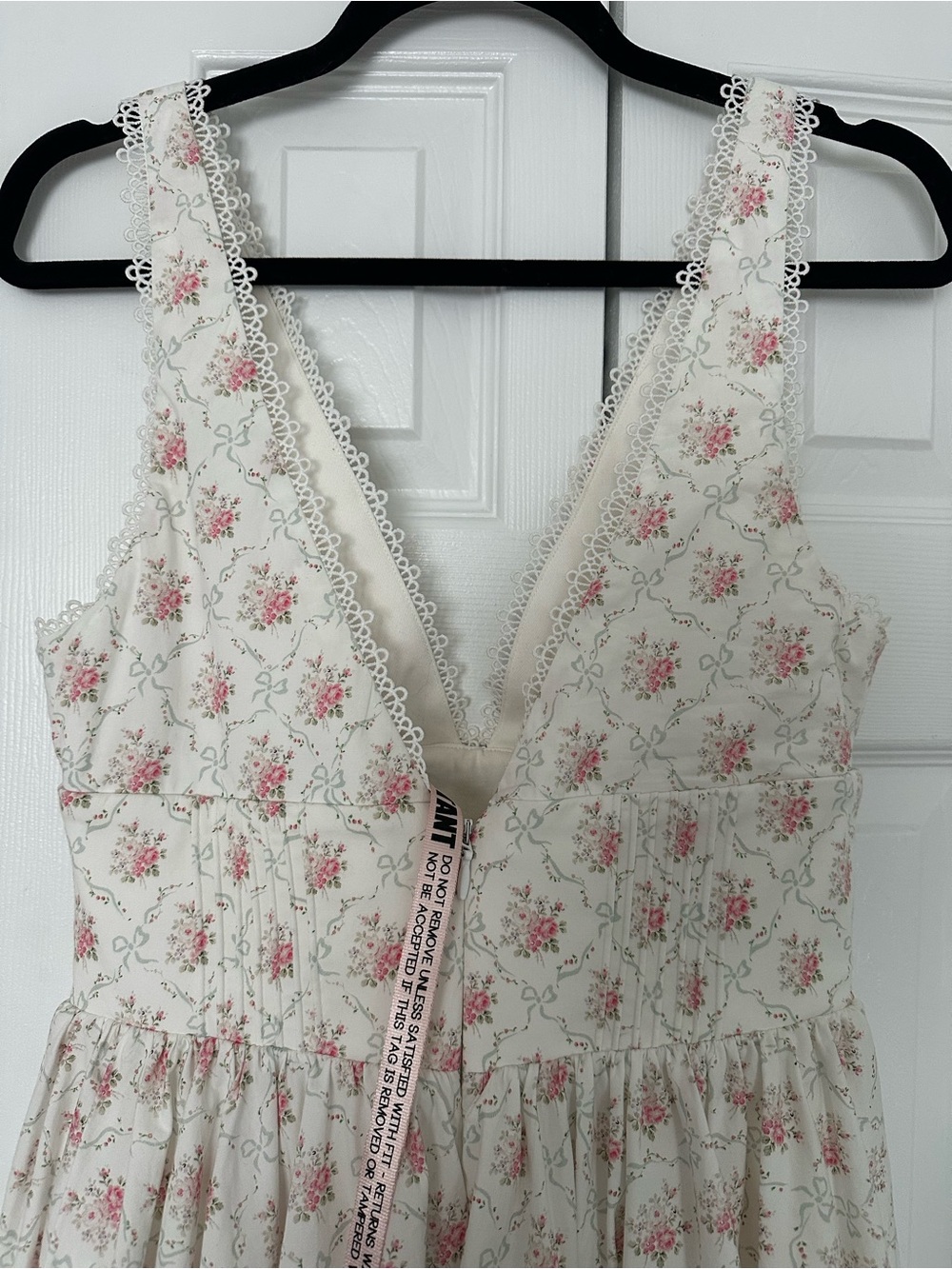 House of CB “Salma” Floral Lace-Trim Mini A-line Dress White with Pink Roses - Picture 11 of 15